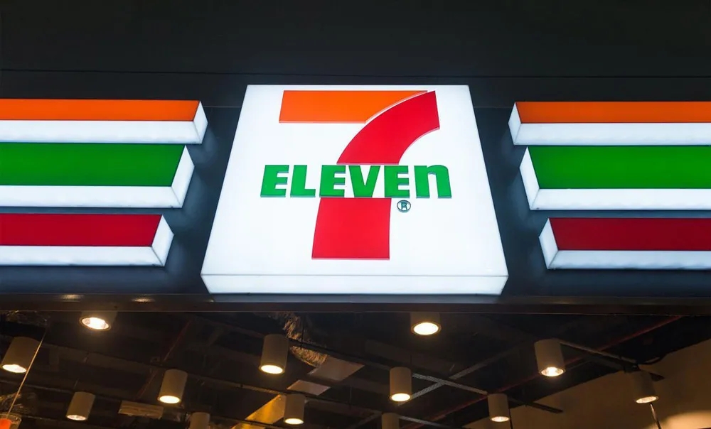 7-11便利店全新门头设计